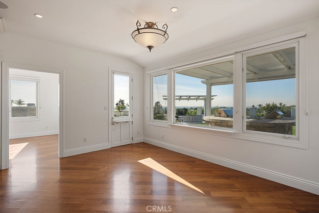 MLS #OC25258468 image #26