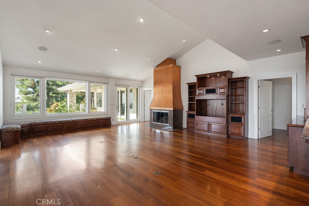 MLS #OC25258468 image #27