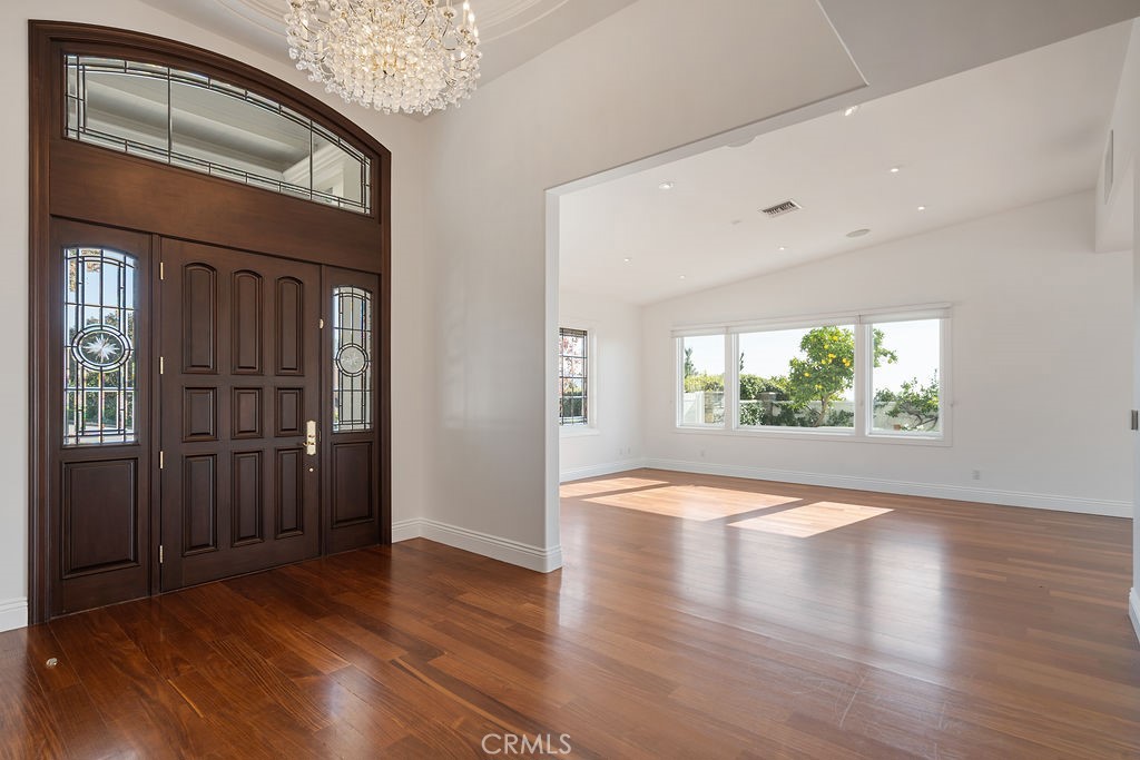 MLS #OC25258468 image #28