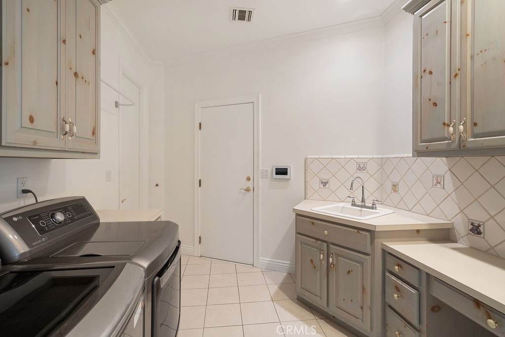 MLS #OC25258468 image #33