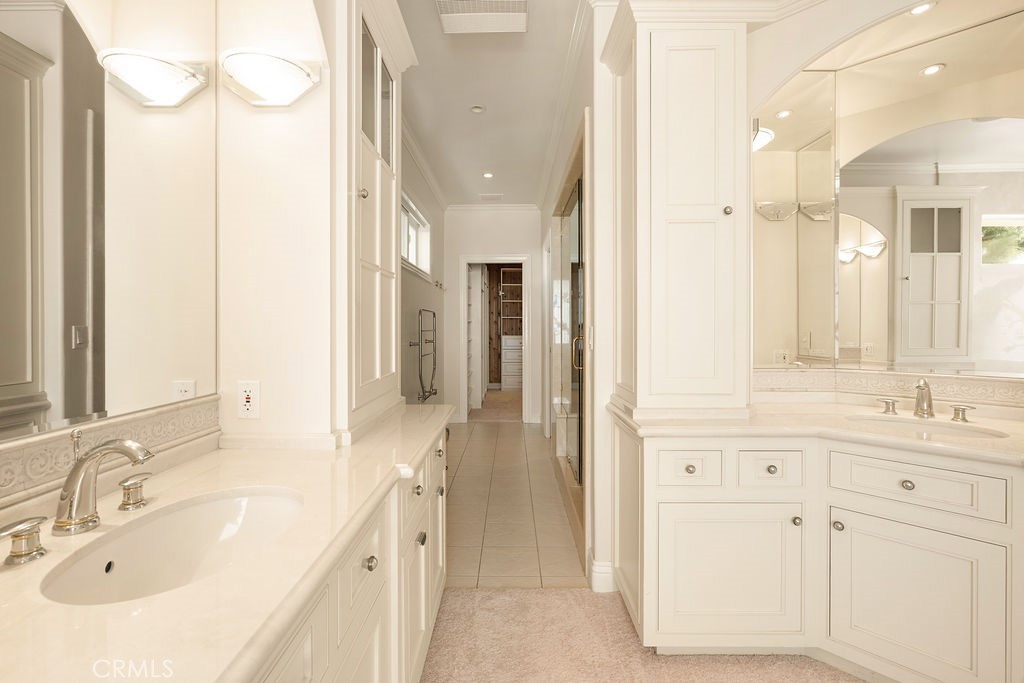 MLS #OC25258468 image #47