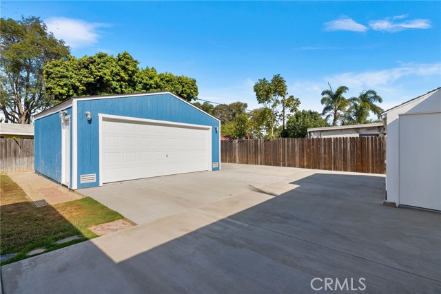 MLS #OC25258483 image #18