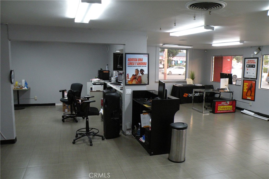 MLS #OC25258495 image #16