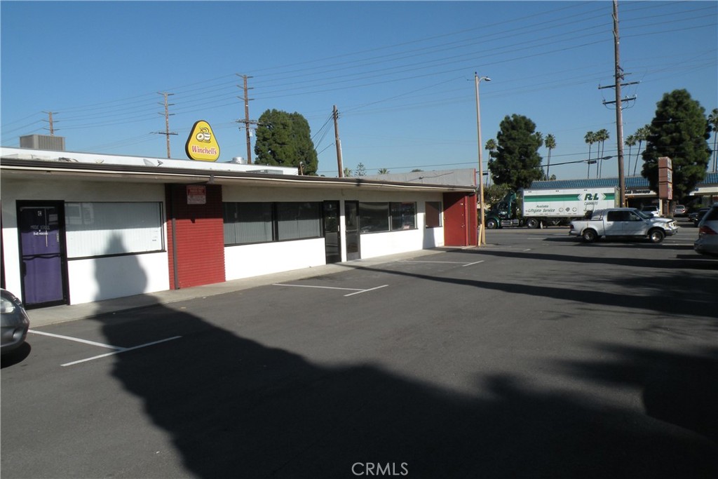 MLS #OC25258495 image #4