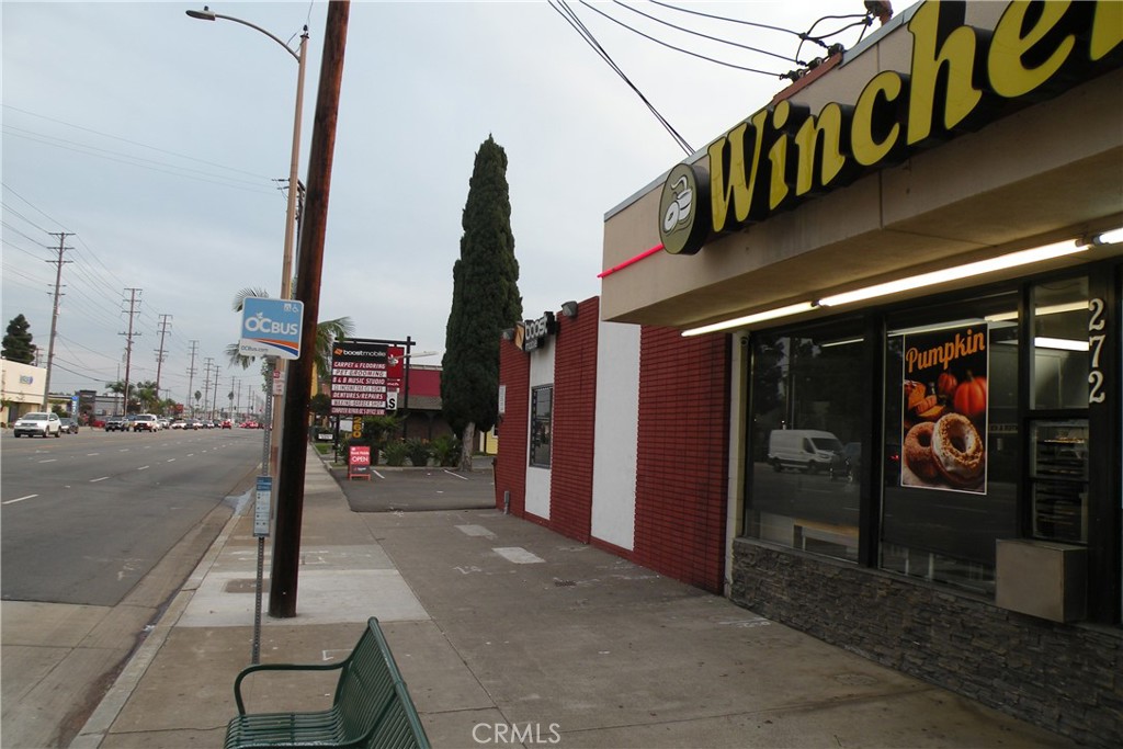 MLS #OC25258495 image #9