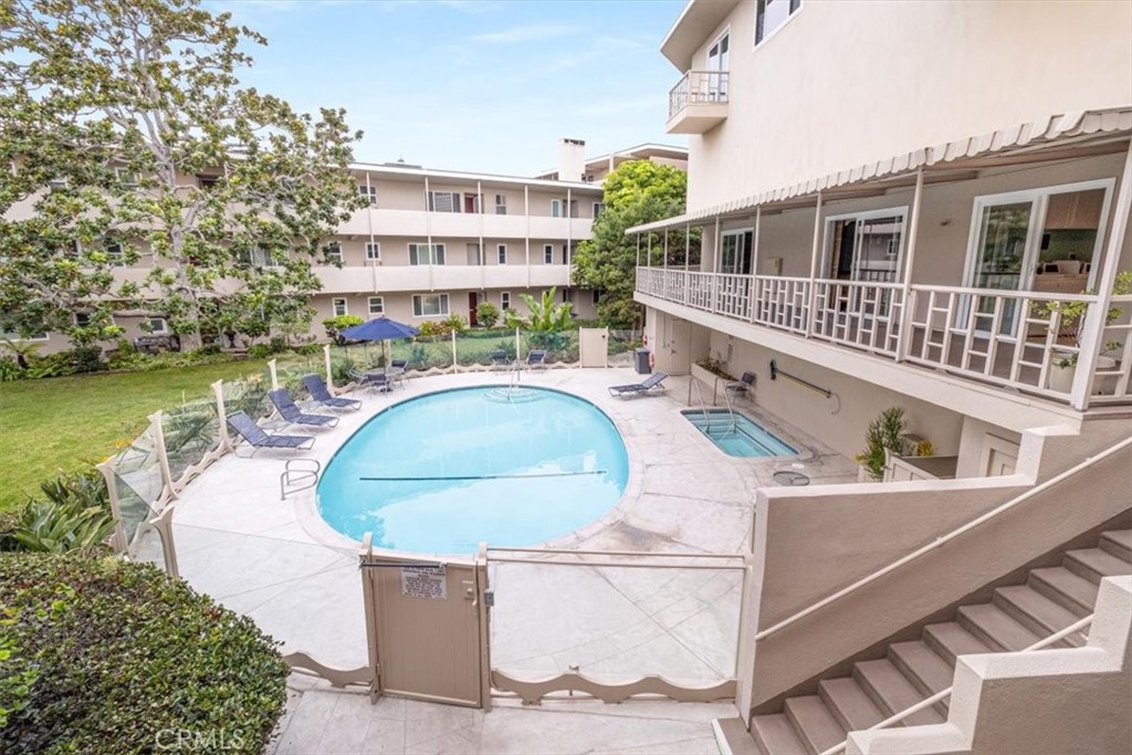 MLS #OC25258519 image #10