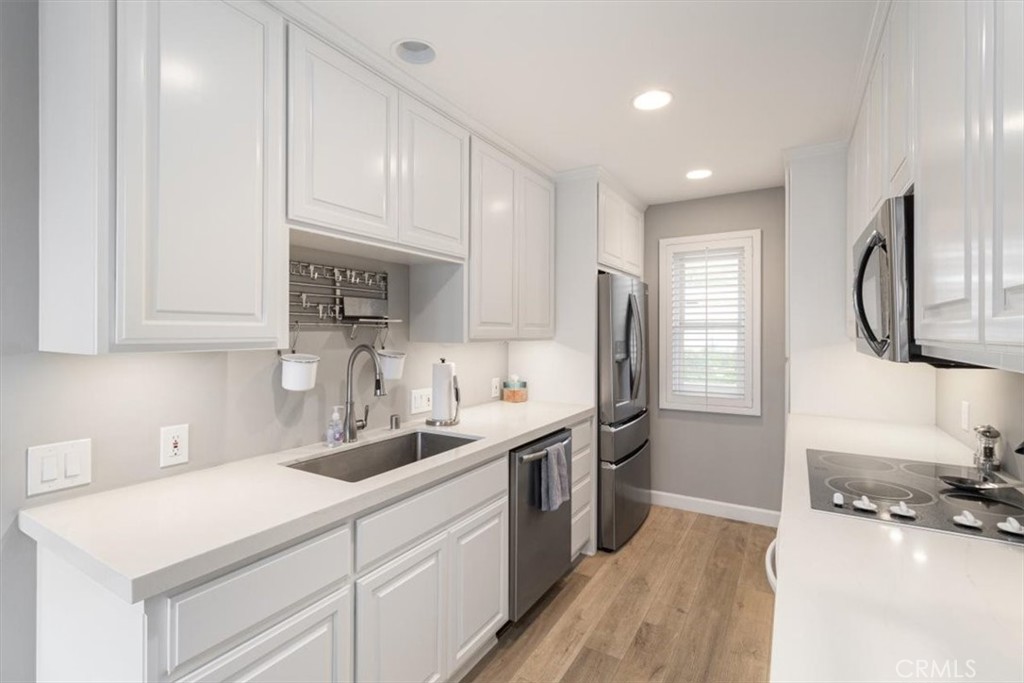 MLS #OC25258519 image #5