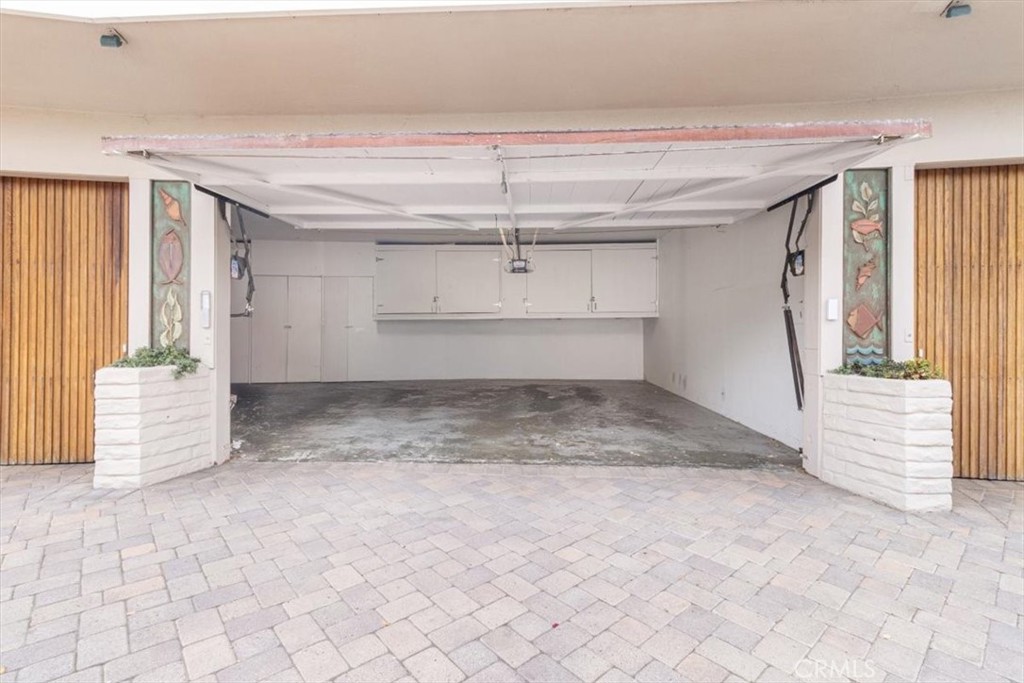 MLS #OC25258519 image #9