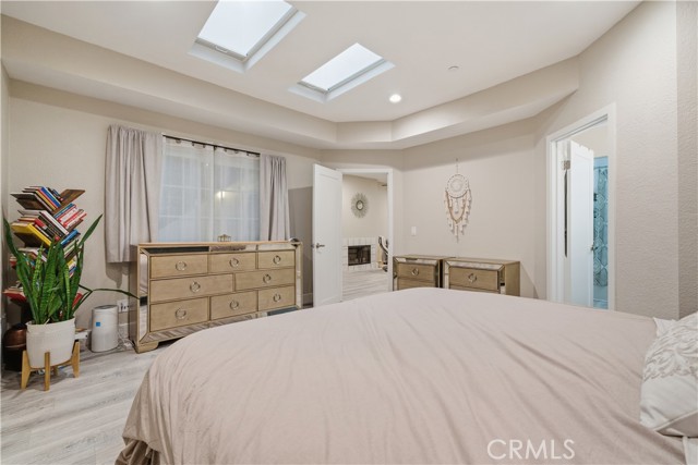 MLS #OC25258591 image #3