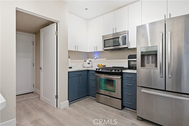 MLS #OC25258591 image #9