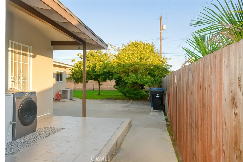 MLS #OC25258593 image #12