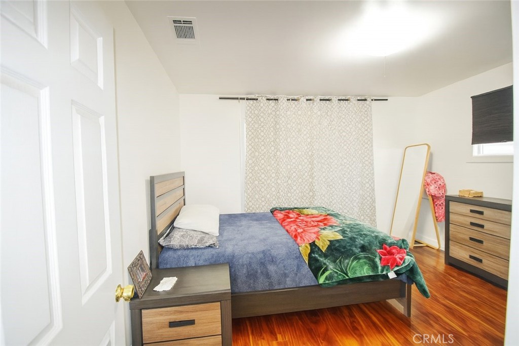 MLS #OC25258593 image #7