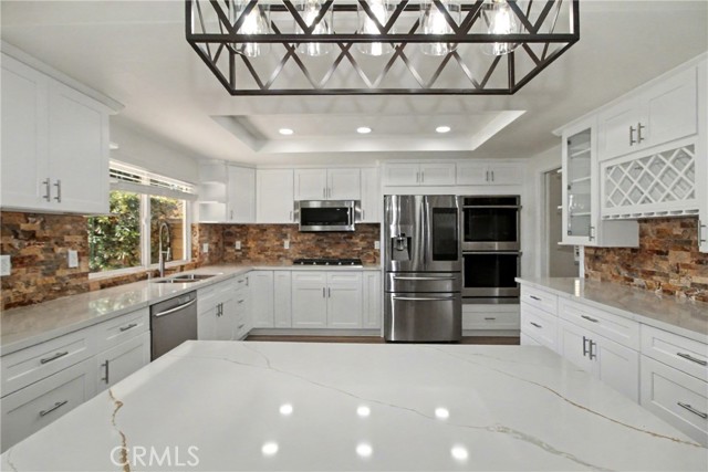 MLS #OC25258618 image #10