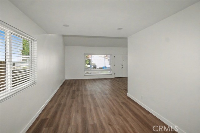 MLS #OC25258618 image #19