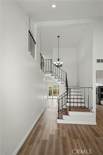 MLS #OC25258618 image #20