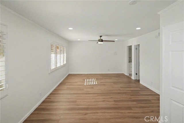 MLS #OC25258618 image #23