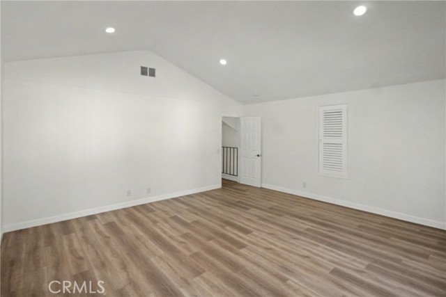 MLS #OC25258618 image #30