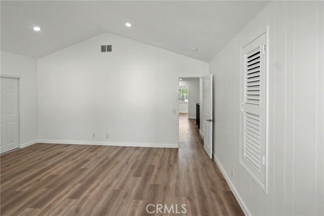 MLS #OC25258618 image #31