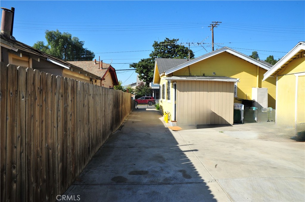 MLS #OC25258620 image #4
