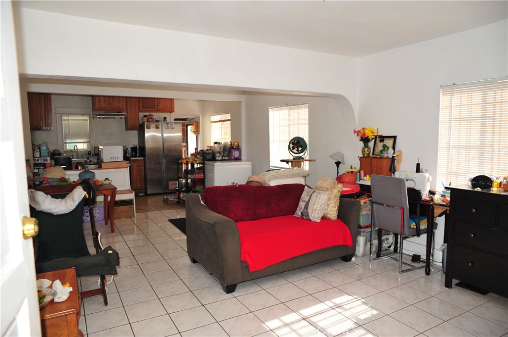 MLS #OC25258620 image #7