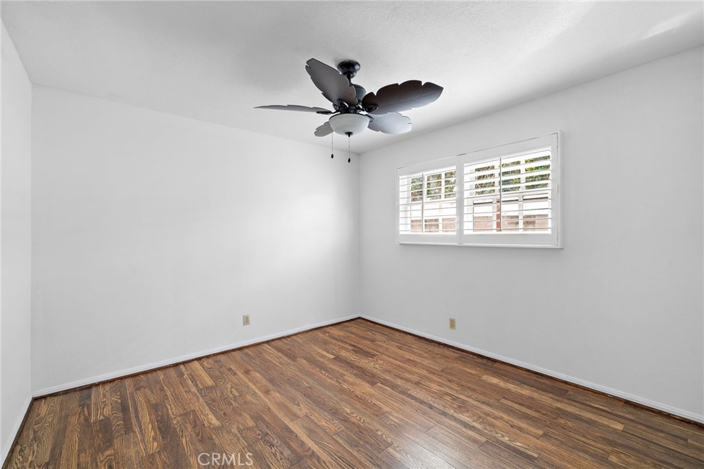 MLS #OC25258635 image #21