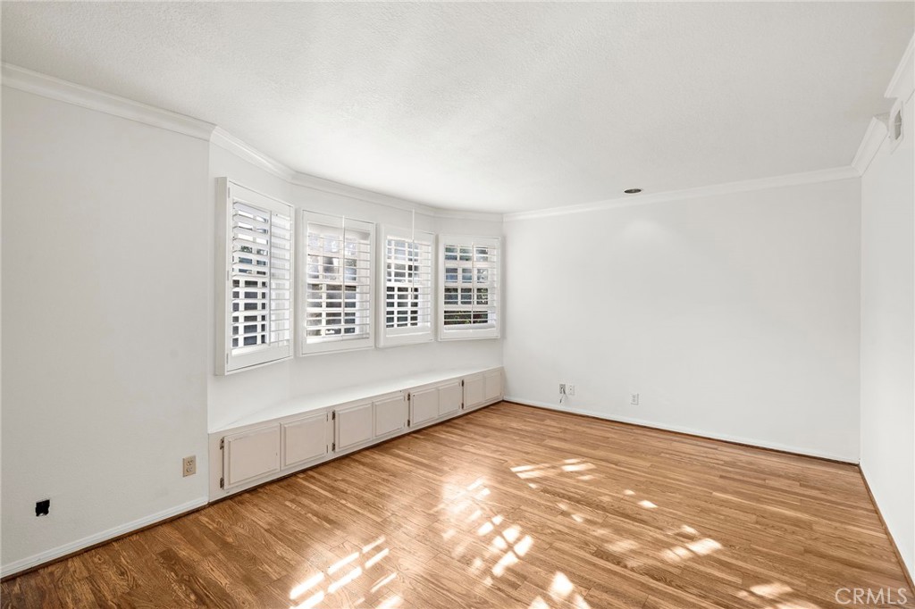 MLS #OC25258635 image #27