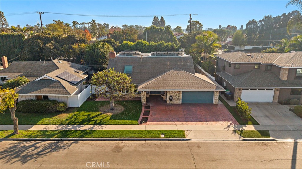 MLS #OC25258635 image #43