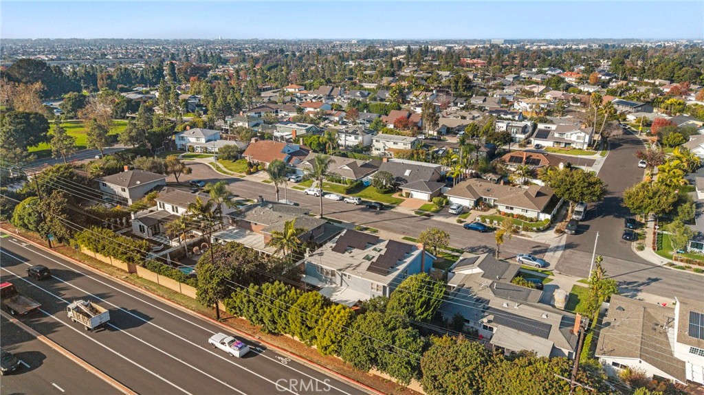 MLS #OC25258635 image #52