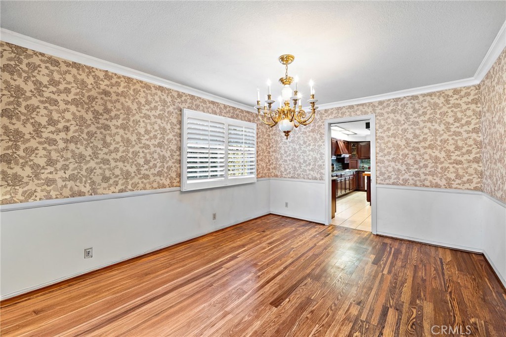 MLS #OC25258635 image #7