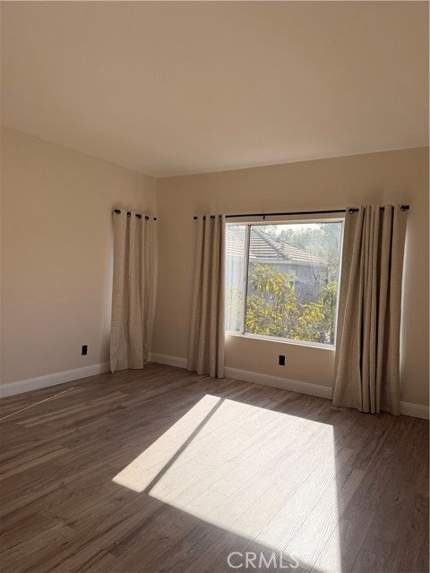 MLS #OC25258651 image #20