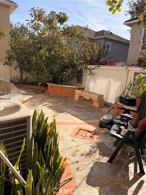 MLS #OC25258651 image #41