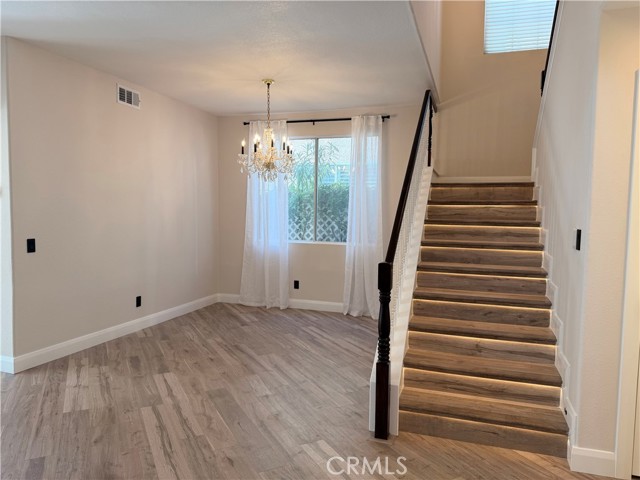 MLS #OC25258651 image #6