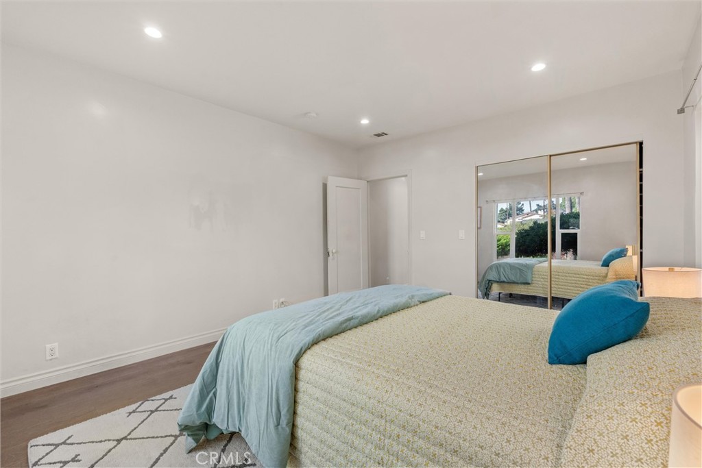 MLS #OC25258695 image #15