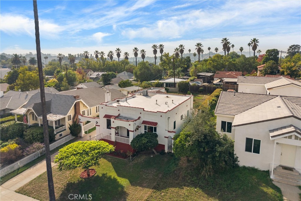 MLS #OC25258695 image #32