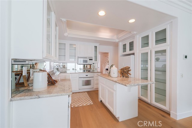 MLS #OC25258721 image #12