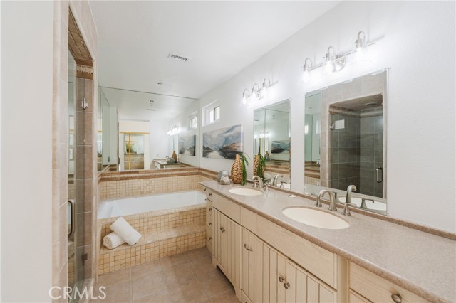 MLS #OC25258721 image #20