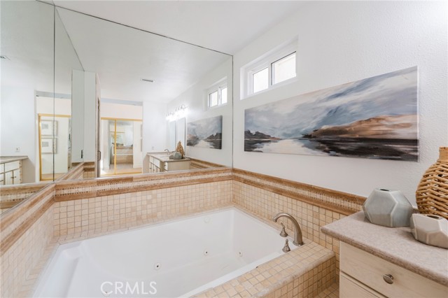 MLS #OC25258721 image #21