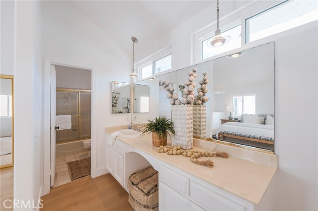 MLS #OC25258721 image #26