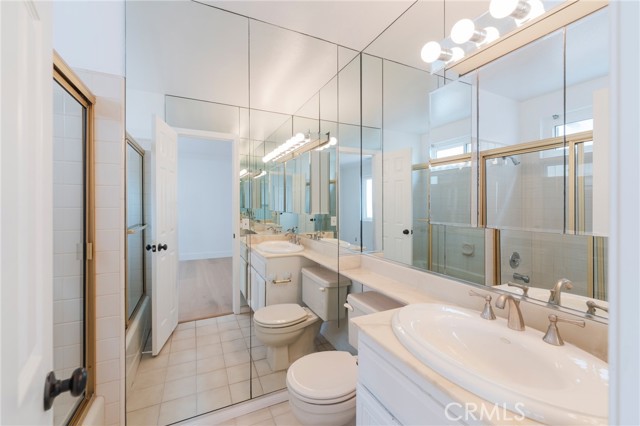 MLS #OC25258721 image #28