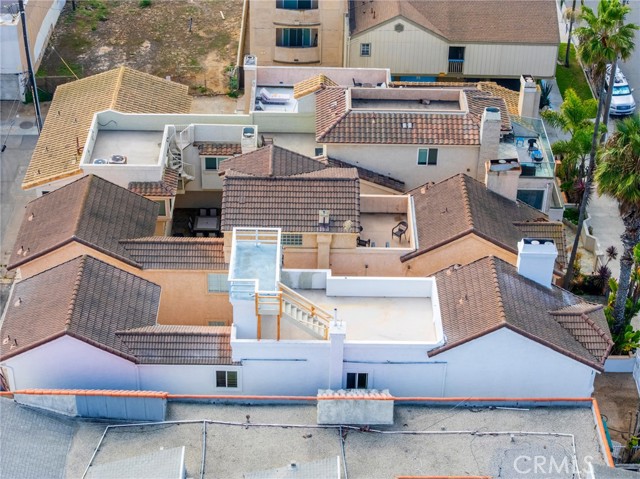 MLS #OC25258721 image #36