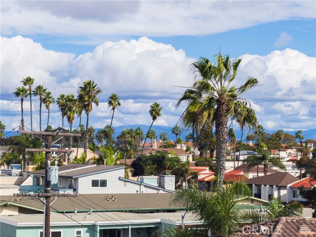 MLS #OC25258721 image #40