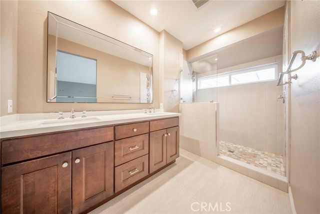 MLS #OC25258758 image #14