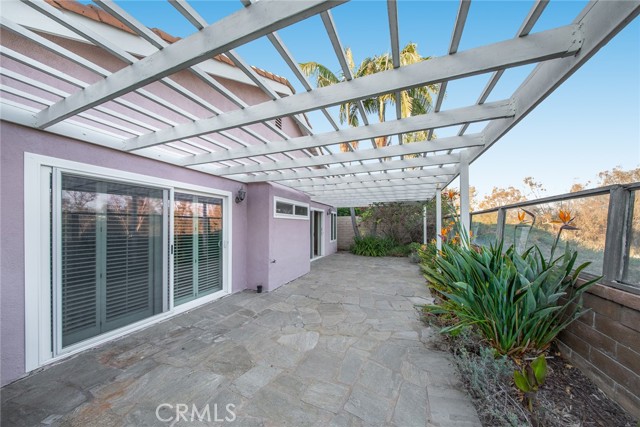 MLS #OC25258758 image #9