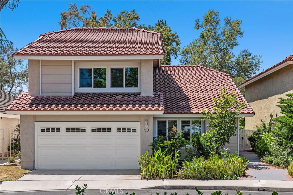 MLS #OC25258774 image #1