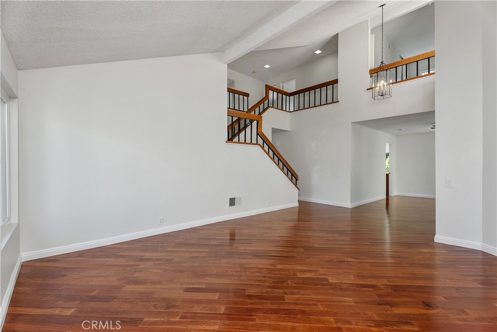 MLS #OC25258774 image #3