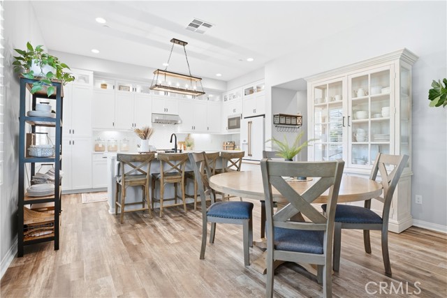 MLS #OC25258775 image #5