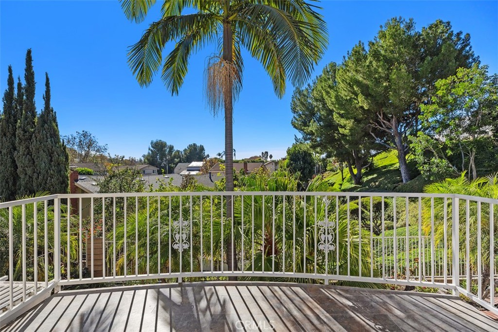 MLS #OC25258776 image #35