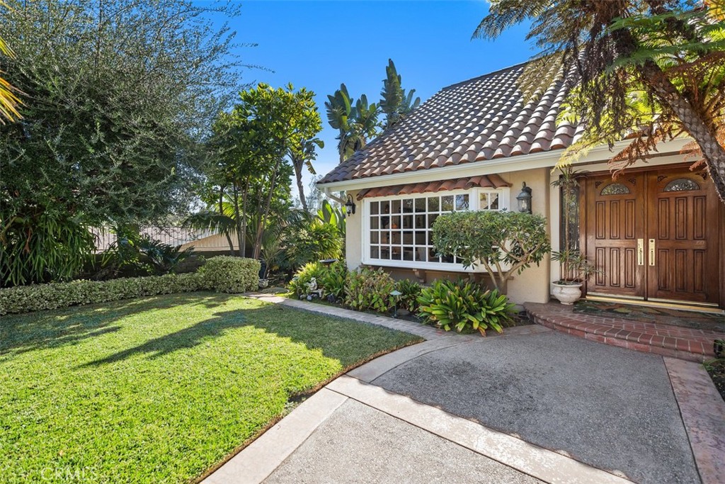 MLS #OC25258776 image #5