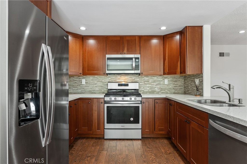 MLS #OC25258778 image #14