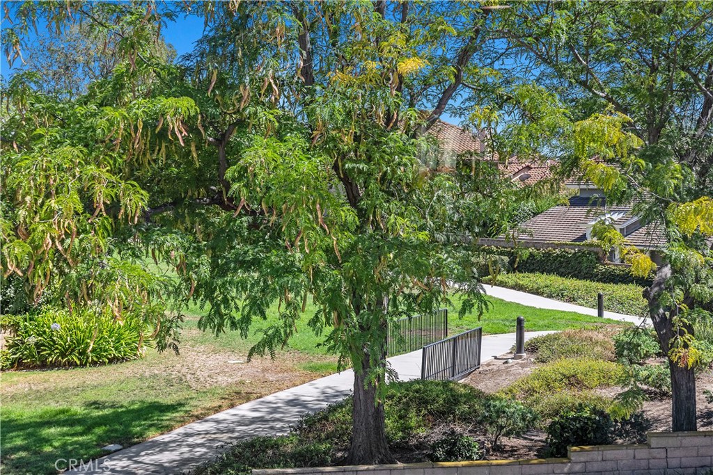 MLS #OC25258778 image #23